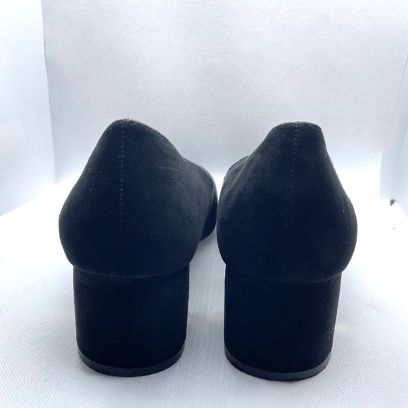 Fioni Faux Suede Black With Gold Accent Round Tip Heels Sz 10. 2" heel - Picture 5 of 10